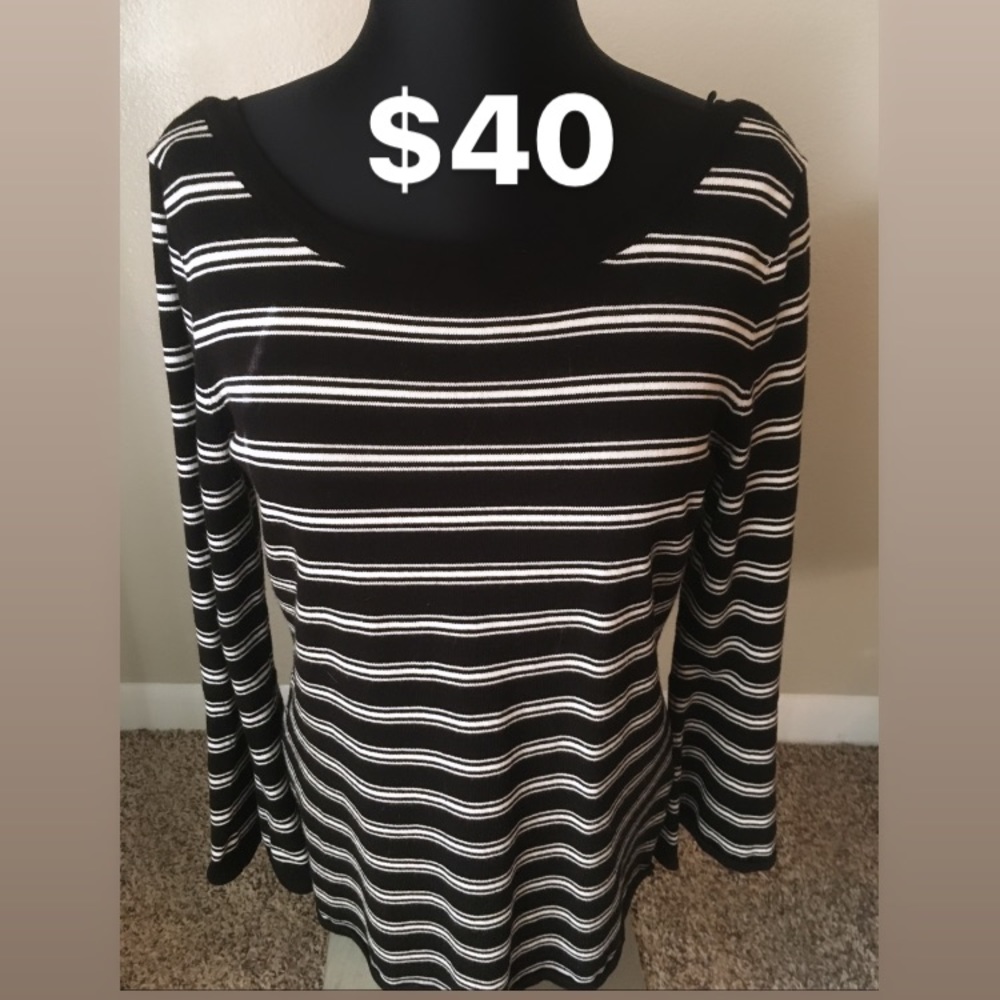 Reversible sweater striped